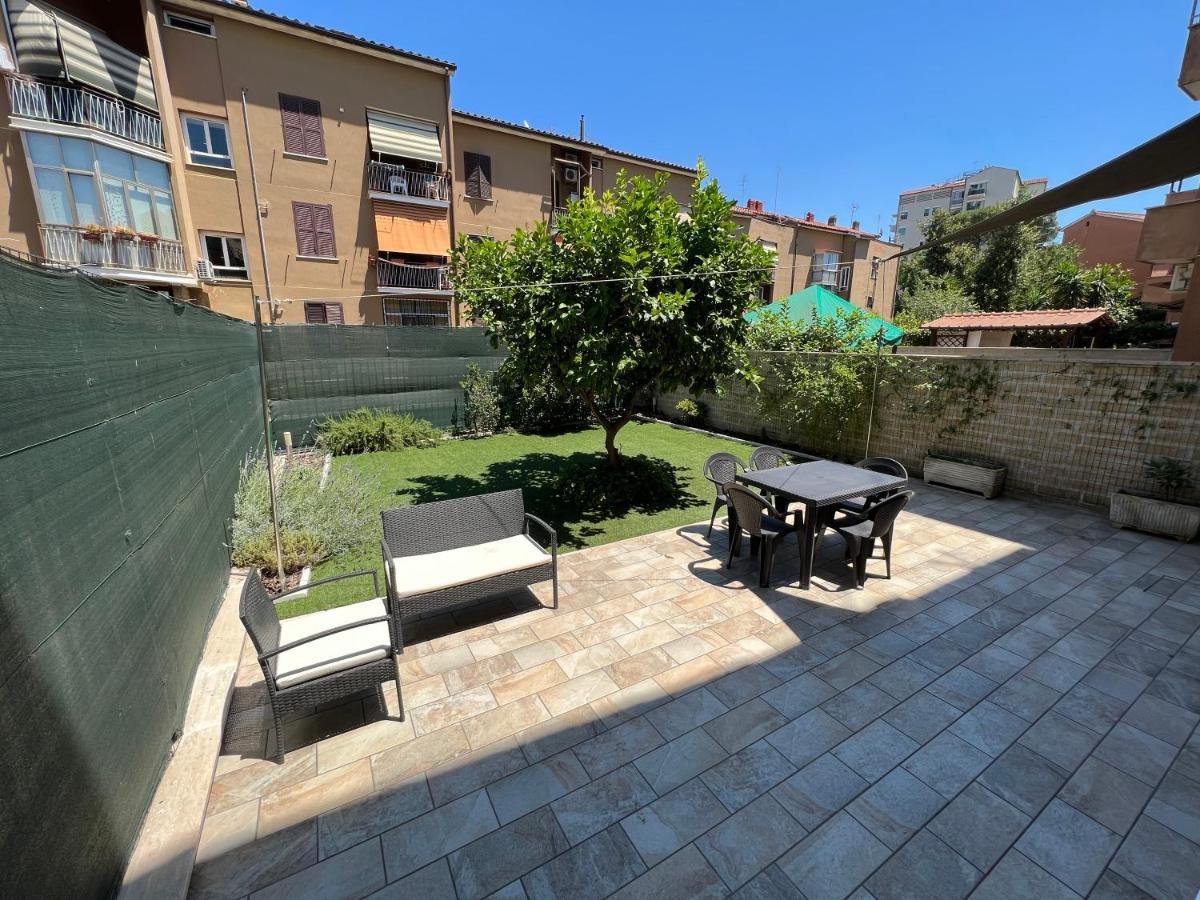 Casa Paestum. Your Wonderful Garden In Рим Екстериор снимка