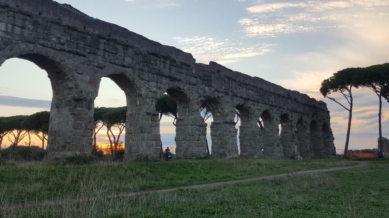 Casa Paestum. Your Wonderful Garden In Рим Екстериор снимка